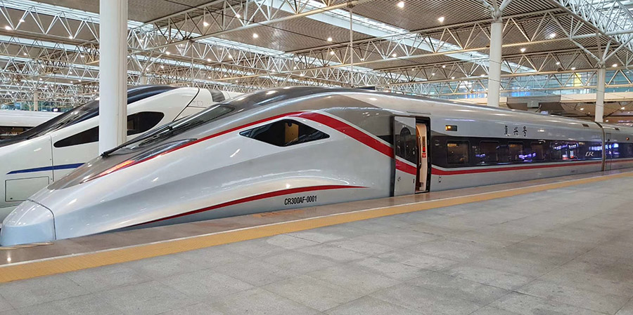 鐵路信號集中監測系統  高鐵軌道信號智能設備  鐵路鐵路道岔融雪系統  鐵路防災安全監控系統  機車車輛電氣綜合柜  機車逆變電源、牽引電源